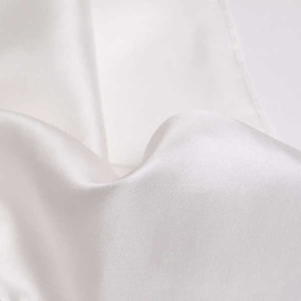 005 Foulard en soie tissé en serge 005 Foulard en soie tissé en serge